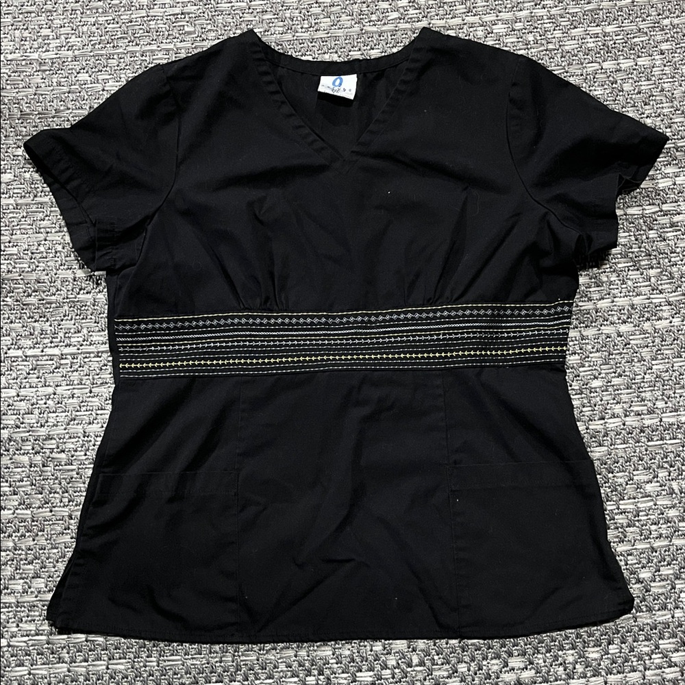 02 Scrubs | Black V-Neck Scrub Top with Stitched Waist Detail